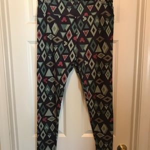 FINAL CLEARANCE - LuLaRoe Disney Leggings TC2